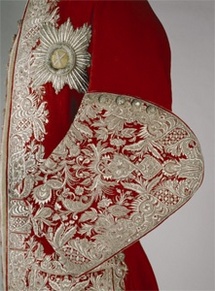 10 décembre au 2 mars 2009 > Londres, Victoria and Albert Museum : Magnificience de Tsars. Habits d’apparat de la cour impériale de Russie 1721–1917 10 décembre au 2 mars 2009 > Londres, Victoria and Albert Museum : Magnificience de Tsars. Habits d’apparat de la cour impériale de Russie 1721–1917