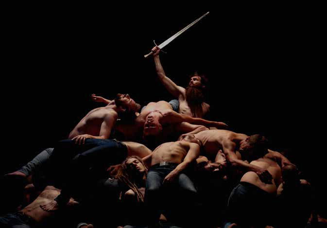 Olivier Dubois, directeur du Centre Chorégraphique National de Roubaix/Ballet du Nord, revient avec « Les mémoires d’un seigneur », jeudi 8 juin, Palazzo Mauro de André Olivier Dubois, directeur du Centre Chorégraphique National de Roubaix/Ballet du Nord, revient avec « Les mémoires d’un seigneur », jeudi 8 juin, Palazzo Mauro de André