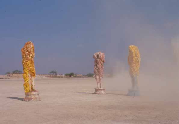 Johan Creten - Why does strange fruit always look so swee, 1998/2015 Johan Creten - Why does strange fruit always look so swee, 1998/2015