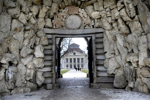 Grotte d’entrée de la Saline Royale