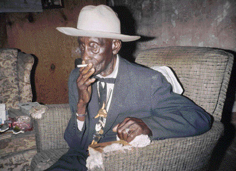 Jacob Holdt. Charles Smith, un ancien esclave rencontré en Floride. Jacob Holdt. Charles Smith, un ancien esclave rencontré en Floride.