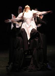 4 au 7 mars, La Religieuse. Mise en scène Caroline Boisson, au Théâtre de l'Iris à Villeurbanne
