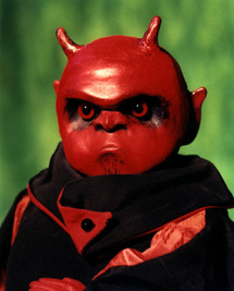 16 mai, « Castelets en jardins » par la cie Emilie Valantin (Théâtre du Fust) à la Cascade, Maison des arts du clown et du cirque à Bourg-Saint-Andéol (07) 16 mai, « Castelets en jardins » par la cie Emilie Valantin (Théâtre du Fust) à la Cascade, Maison des arts du clown et du cirque à Bourg-Saint-Andéol (07)