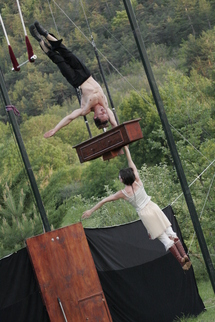 30 avril au 2 mai, « Toccata » avec le Cirque Hirsute à la Cascade, maison des arts du clown et du cirque