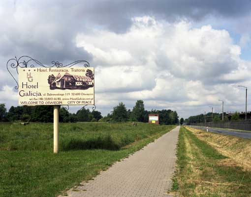 City of Peace, Oswiecim – Zone concentrationnaire IG Farben – Monowice, juin 2008