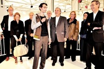 Saâdane Afif et le jury du Prix Marcel Duchamp 2009 - Photo Jennifer Westjohn Saâdane Afif et le jury du Prix Marcel Duchamp 2009 - Photo Jennifer Westjohn