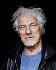 Hugues Aufray sera sur la scène des Cordeliers de Romans, le samedi 7 octobre, à 20 heures Hugues Aufray sera sur la scène des Cordeliers de Romans, le samedi 7 octobre, à 20 heures