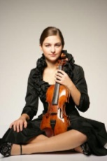 Alexandra Soumm Alexandra Soumm