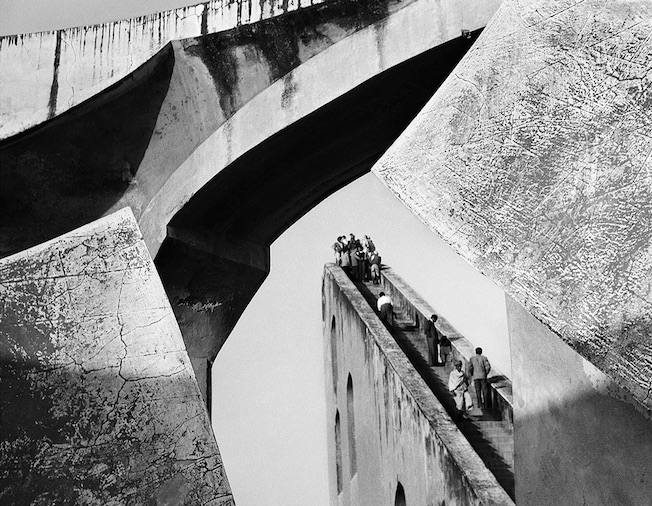 Observatoire, Delhi, Inde 1955 Lucien Hervé © Lucien Hervé, Paris