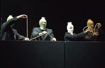 2 février, Entracte. Spectacle Josef Nadj au théâtre des Salins, Martigues 2 février, Entracte. Spectacle Josef Nadj au théâtre des Salins, Martigues