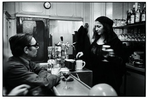 © Michel Maïofis, 1943 - La Joconde - Café Mont Lozère - Beaubourg Paris. © Michel Maïofis, 1943 - La Joconde - Café Mont Lozère - Beaubourg Paris.