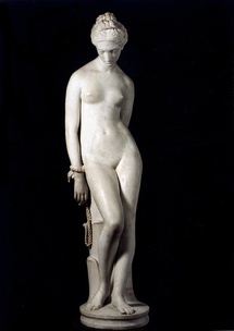 Jeune Captive Enchainee © F. Teschner Studio / Sculpture : musée de Valence