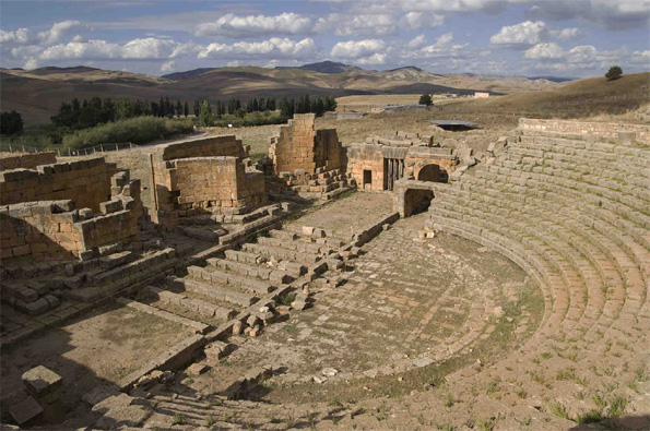 Claude Philip, Algérie, Khemissa. Construit au IIe-IIIe siècle après JC Claude Philip, Algérie, Khemissa. Construit au IIe-IIIe siècle après JC
