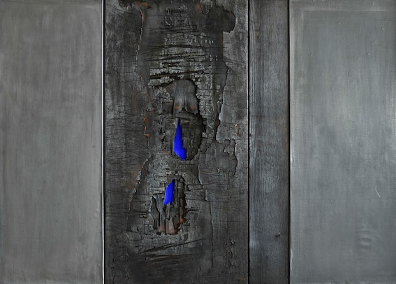 François Calvat : Sans titre - 103 x 143 cm - Bois brûlé et plomb - 2017 François Calvat : Sans titre - 103 x 143 cm - Bois brûlé et plomb - 2017