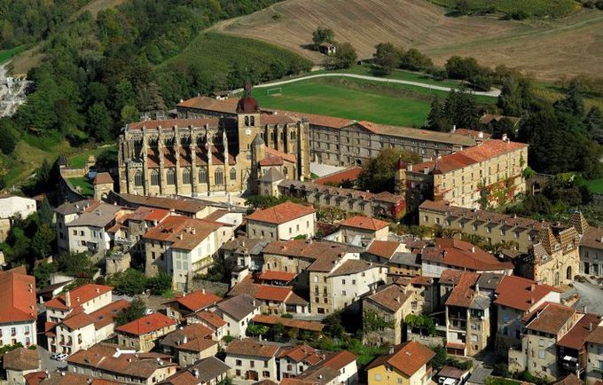 St Antoine l'Abbaye © L. Tavarès