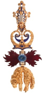 Toison d’or (Espagne) de l’Empereur Napoléon III © MLH / ECPAD/ Ghislain Mariette Toison d’or (Espagne) de l’Empereur Napoléon III © MLH / ECPAD/ Ghislain Mariette