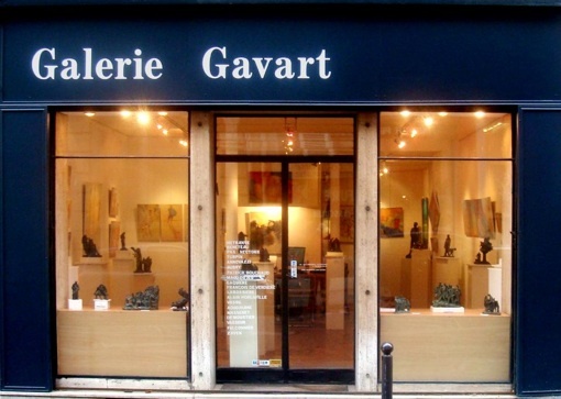 Zaven, fondateur de la Galerie Gavart à Paris. Des arts à la prétrise avec une once de KGB Zaven, fondateur de la Galerie Gavart à Paris. Des arts à la prétrise avec une once de KGB