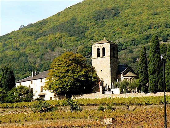 Prieuré Saint-Julien, lieu de la plupart des concerts © DR Prieuré Saint-Julien, lieu de la plupart des concerts © DR