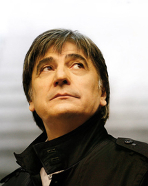 Serge Lama en concert le 9 décembre 2011 à Nice Serge Lama en concert le 9 décembre 2011 à Nice