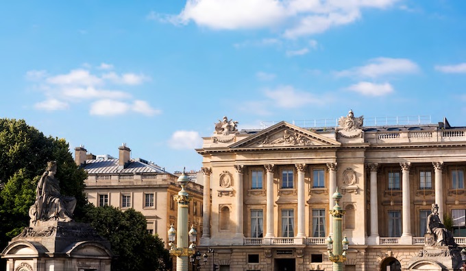 La suite Duc de Crillon en l'hôtel du même nom, Paris, folie ou caprice ? La suite Duc de Crillon en l'hôtel du même nom, Paris, folie ou caprice ?
