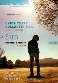 SUN, mise en scène Cyril Teste / Collectif MxM, théâtre de Cavaillon le 7 octobre 2011 SUN, mise en scène Cyril Teste / Collectif MxM, théâtre de Cavaillon le 7 octobre 2011