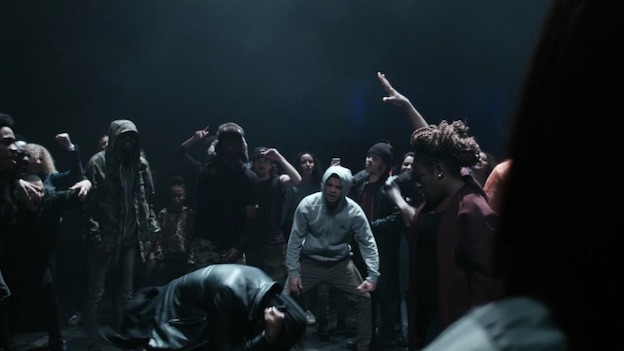 Clément Cogitore, Les Indes Galantes, 2017, vidéo, 6 minutes Clément Cogitore, Les Indes Galantes, 2017, vidéo, 6 minutes