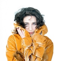 Véronique Gens © M. Ribes & Vo Van Tao - Virgin Véronique Gens © M. Ribes & Vo Van Tao - Virgin