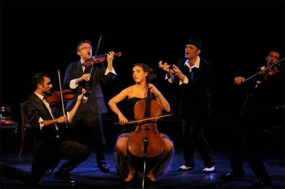 Magic Orchestra, quintette de cordes vocales dont un quatuor à cordes, Ciné-théâtre, Tournon (07), 5 avril 2011 à 20h30