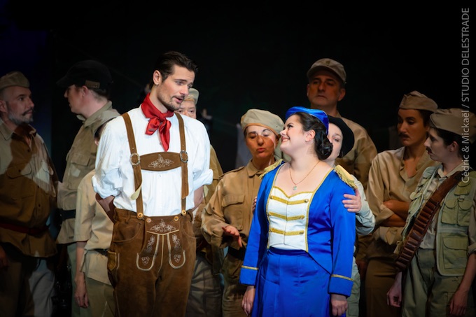 Shirley et Dino revisitent Donizetti et sa Fille du Régiment Shirley et Dino revisitent Donizetti et sa Fille du Régiment