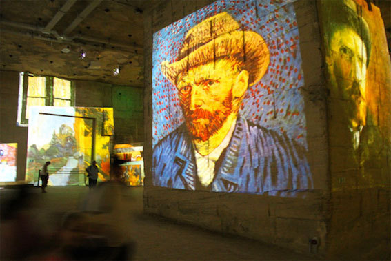 Portrait de Van Gogh sur plusieurs mètres de hauteur © Pierre Aimar Portrait de Van Gogh sur plusieurs mètres de hauteur © Pierre Aimar