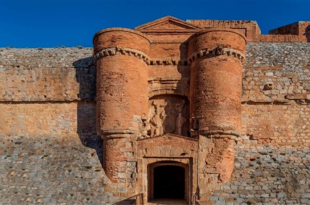 Le Centre des monuments nationaux présente la programmation culturelle de juillet à octobre 2020 de la forteresse de Salses