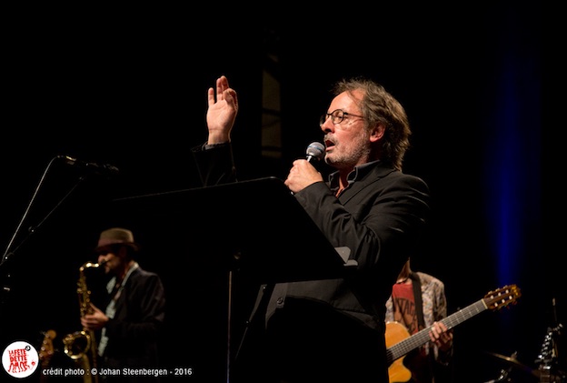 Marseille, théâtre Toursky : La dernière revue de presse de Christophe Alévêque. Mardi 13 octobre 21h Marseille, théâtre Toursky : La dernière revue de presse de Christophe Alévêque. Mardi 13 octobre 21h