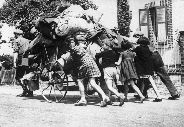 Fuite, mai-juin 1940 © LAPI, Roget Viollet Fuite, mai-juin 1940 © LAPI, Roget Viollet