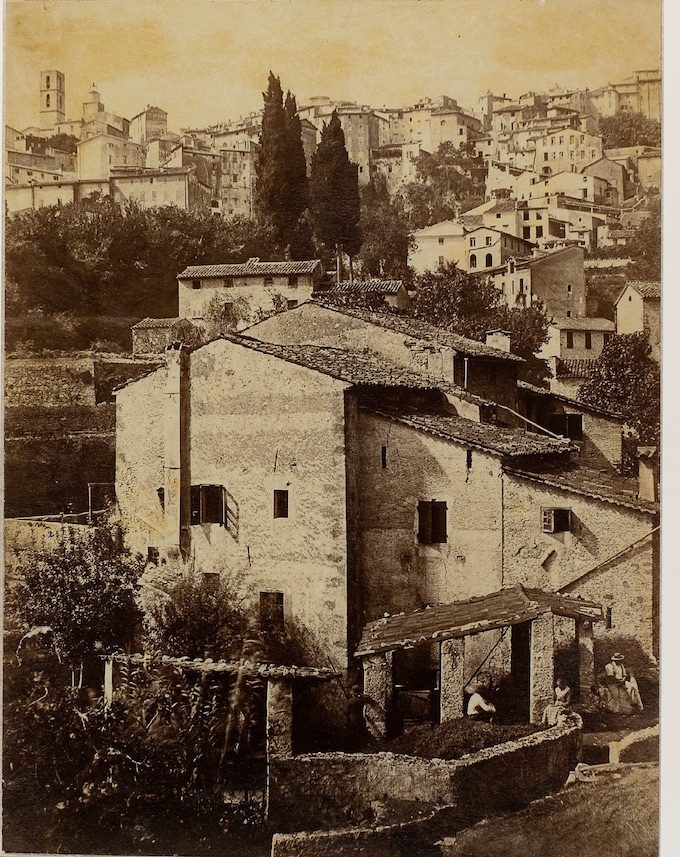 Grasse, les moulins de Macary Charles Nègre 1855, Grasse Photographie sur papier albuminé Musée d’Art et d’Histoire de Provence, inv. 2010.0.248