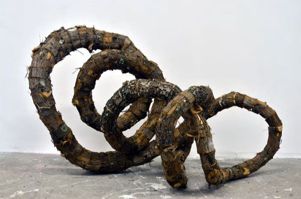 Tatiana WOLSKA Sans Titre, 2012 Bois découpés 51 x 92 x 53 cm Courtesy Galerie Catherine Issert