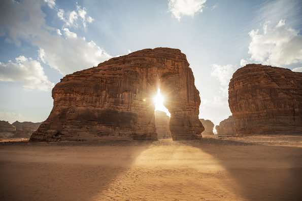 Jabal Alfil, le rocher de l'éléphant.