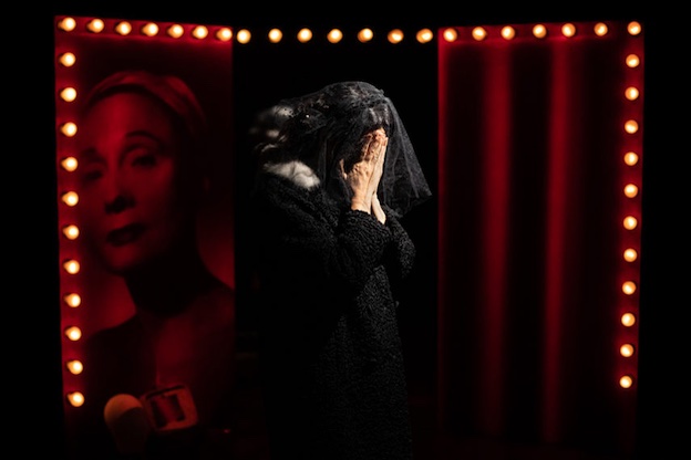 Marseille. Fascinante « Arletty… Comme un œuf dansant au milieu des galets » au Théâtre Toursky le 26/11/21 Marseille. Fascinante « Arletty… Comme un œuf dansant au milieu des galets » au Théâtre Toursky le 26/11/21