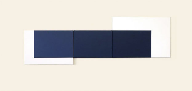Georges Ayats. Triptyque bleu, 2013. Acrylique et pigments sur toile, 70 x 150 cm