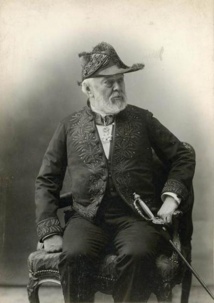 Braun, Henner en costume d’académicien © musée Henner