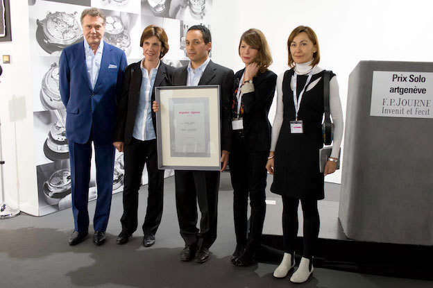 François-Paul Journe, président et fondateur des montres F.P. Journe, Anne Emery-Torracinta conseillère d’Etat, Gianfranco Schiavano et Carmen del Valle représentant de la galerie Häusler Contemporary, Diane Daval, directrice du Fonds cantonal d’art contemporain.