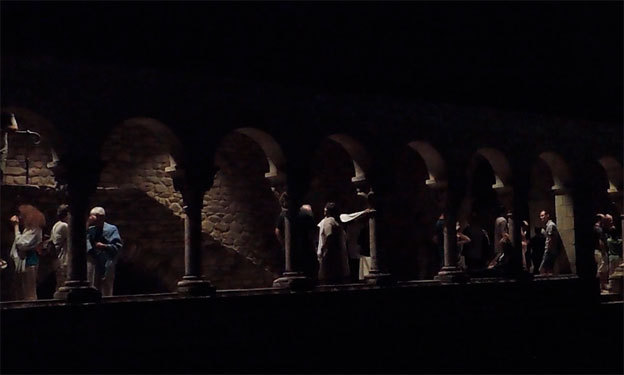 L'atmosphère envoutante du cloître de St-Michel de Cuxa © Pierre Aimar