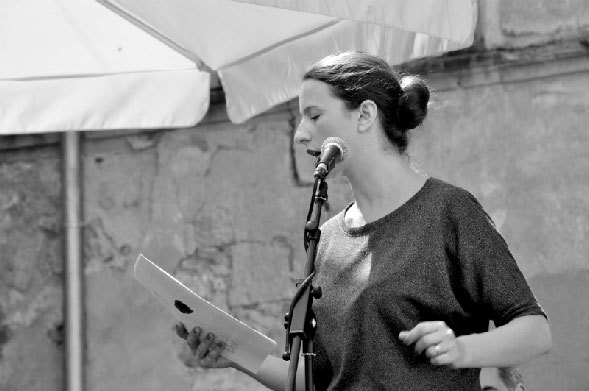 Samantha Barendson, poète italienne invitée du festival © Margaux Meurisse