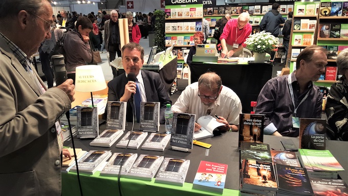 Salon international du livre Genève - JM Villermet et A. Altmeyer au micro de Daniel Bernard © Bruno Fournier Salon international du livre Genève - JM Villermet et A. Altmeyer au micro de Daniel Bernard © Bruno Fournier