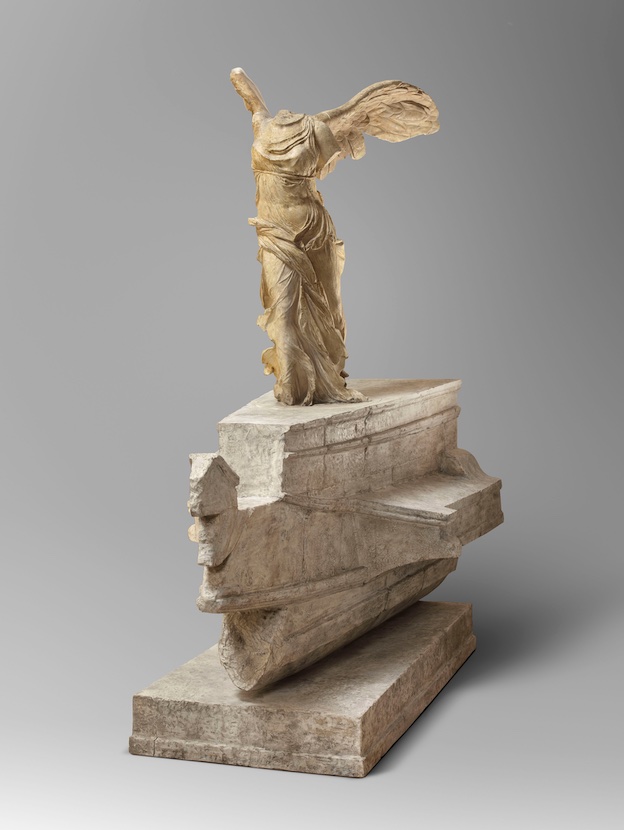 Moulage de la Victoire de Samothrace. Vers 1950. Paris, musée du Louvre © RMN - Grand Palais (musée du Louvre). Hervé Lewandowski