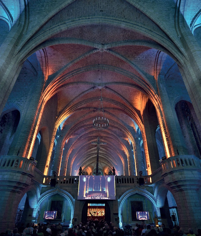 Abbatiale Saint-Robert. Août 2021 © B. Pichène