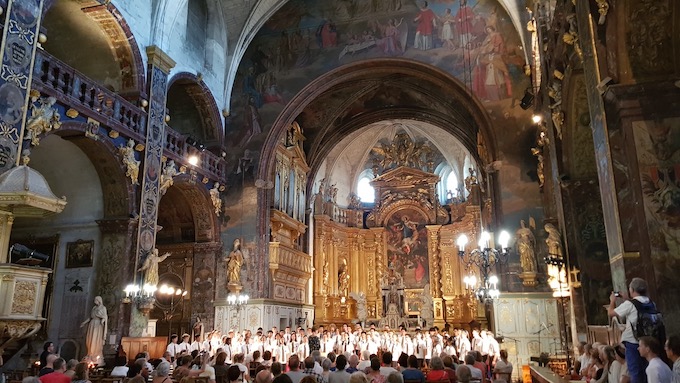 Collégiale Notre Dame, Isle-sur-la-Sorgue © The International Music Exchange