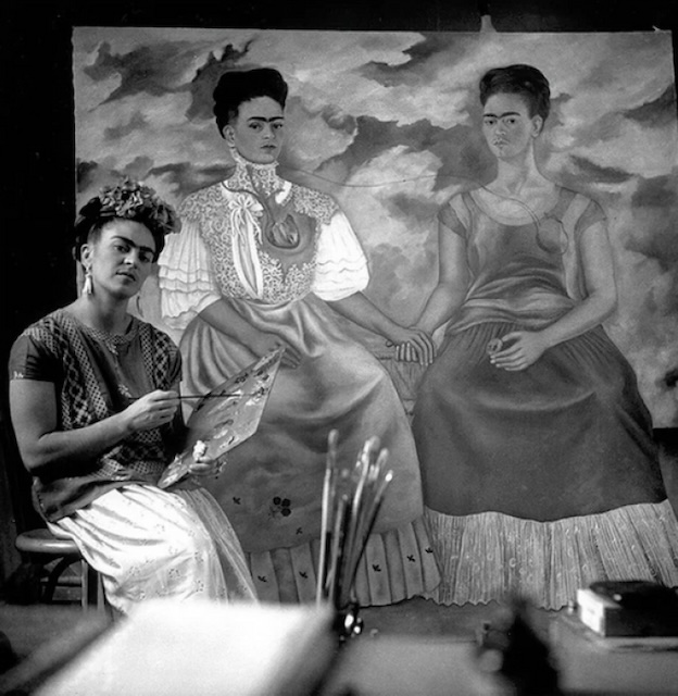 Frida Kahlo. « J’espère que la sortie sera joyeuse, et j’espère ne jamais revenir. »