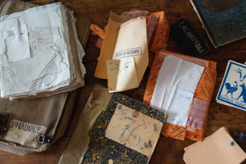 Saint-Maurice-lès-Châteauneuf (71) : « Relevé de desserte ». Résidence de Ross Louis, Manuel Zenner et Muriel Issard du 13 au 19 avril 2024 Saint-Maurice-lès-Châteauneuf (71) : « Relevé de desserte ». Résidence de Ross Louis, Manuel Zenner et Muriel Issard du 13 au 19 avril 2024