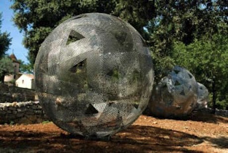Vladimir Skoda, sphère de ciel, diam 180 cm, 2006