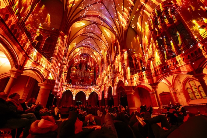 Lyon. Palais de la Bourse : « Genesis : Le Récit de la Création ». La nouvelle expérience immersive arrive à Lyon pour illuminer l’hiver Lyon. Palais de la Bourse : « Genesis : Le Récit de la Création ». La nouvelle expérience immersive arrive à Lyon pour illuminer l’hiver